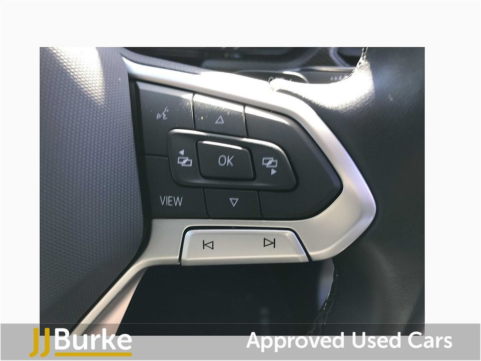 2022 Volkswagen T-Cross - image 23