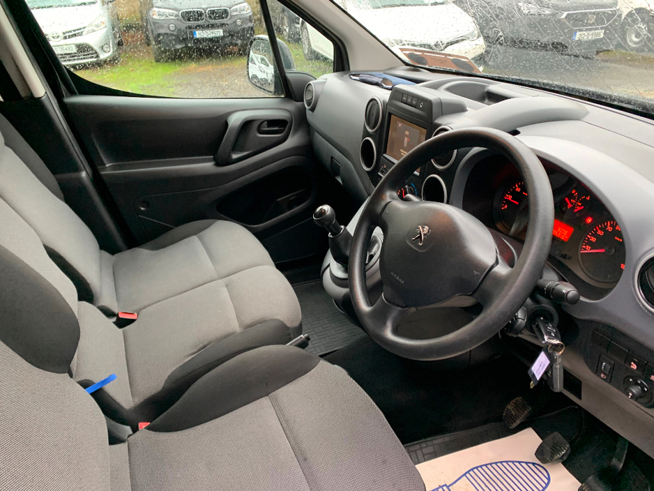 2017 Peugeot Partner 1.6 HDI 75BHP PROFESSIONAL 3 SEATER // PRICE EXCL. VAT // ONE OWNER // EXCELLENT SERVICE HISTORY // €6,463