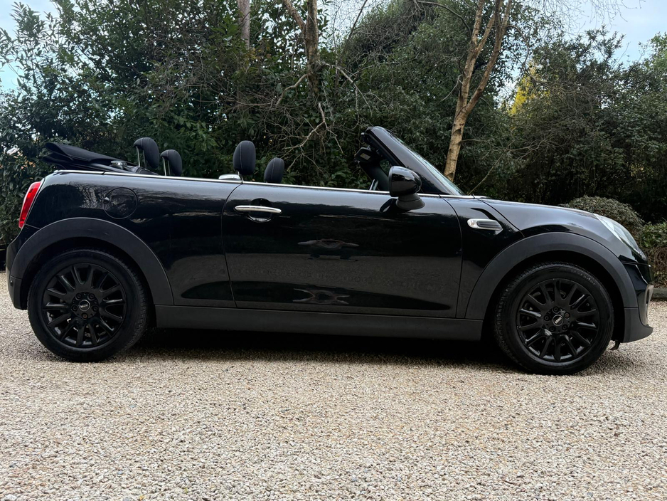 2016 MINI Convertible 1.5 COOPER €14,950