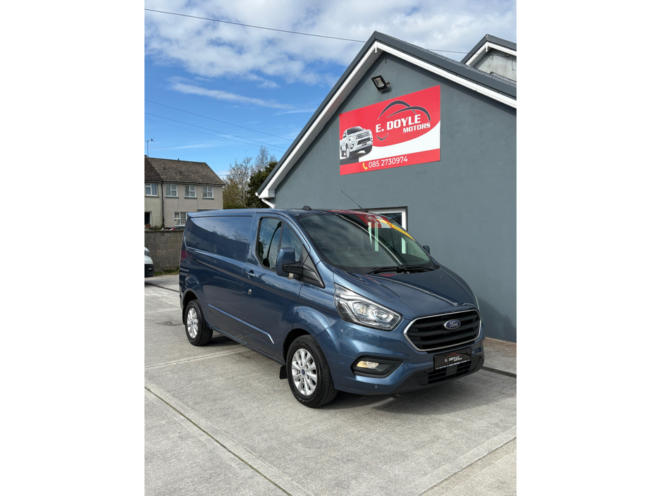 2022 Ford Transit Custom - image 9