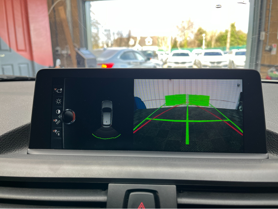 2017 BMW 1 Series - image 17