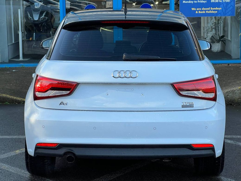 2018 Audi A1 S-LINE PACK 1.0 TFSI // NEW 17" S-LINE ALLOYS // HEATED SEATS // PARKING SENSORS €16,900