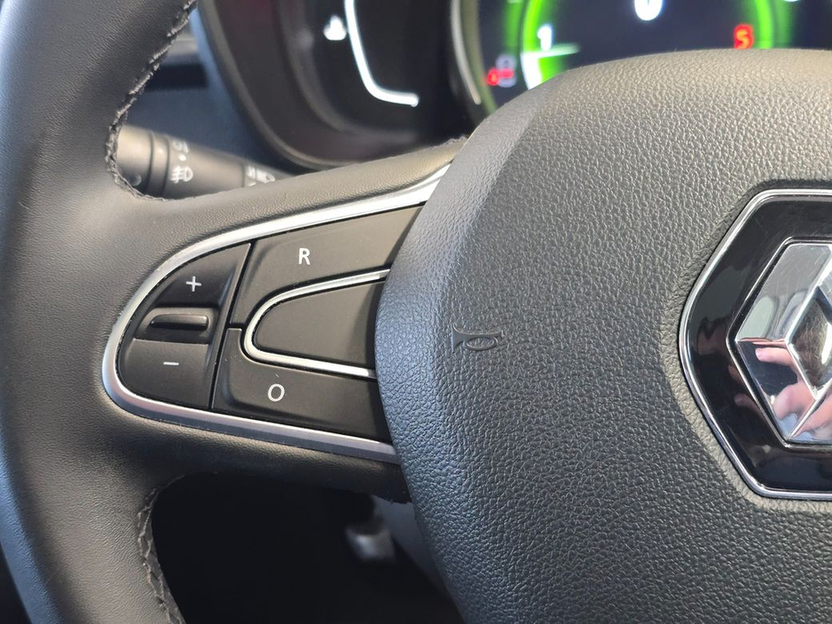 2020 Renault Kadjar - image 19