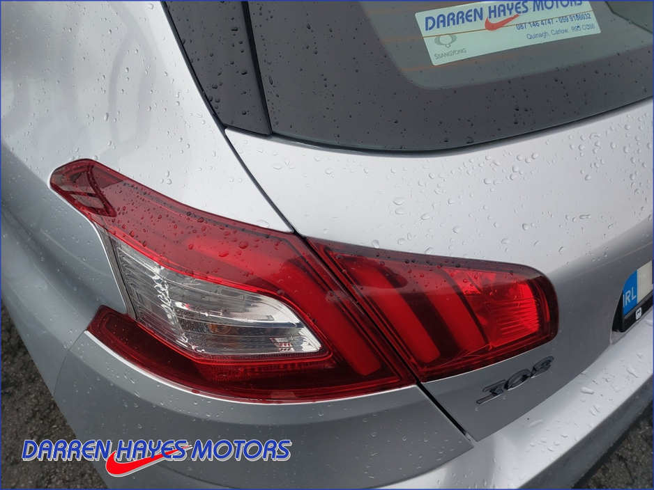 2017 Peugeot 308 - image 22