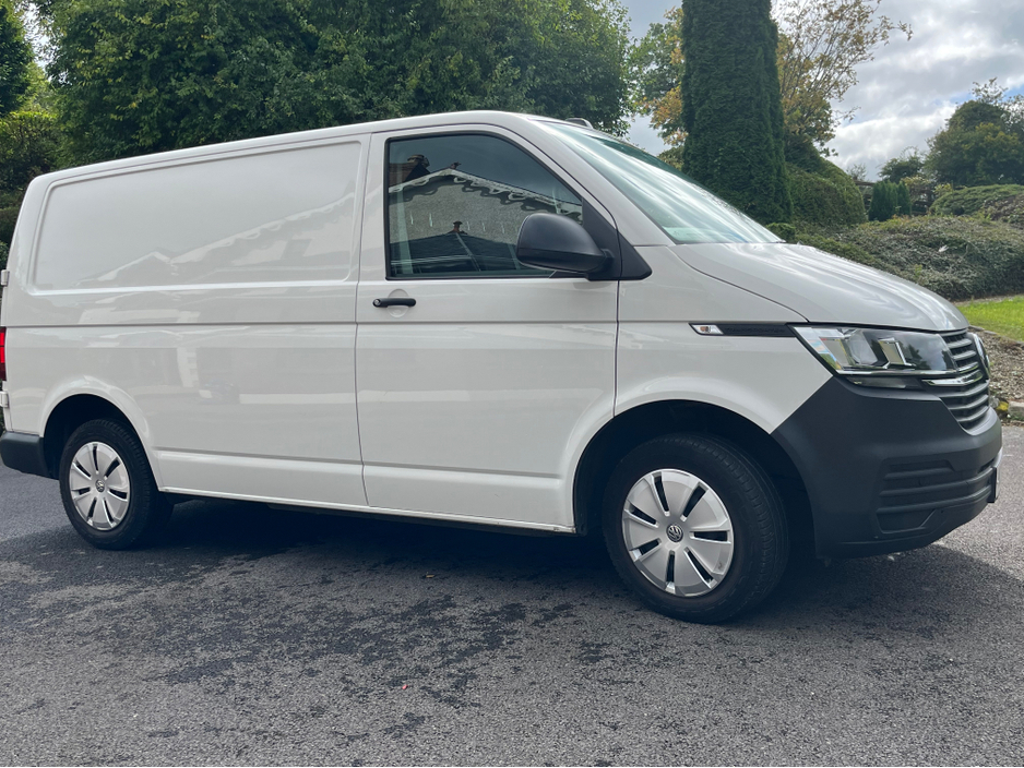 2021 Volkswagen Transporter T30 STARTLINE €18,500