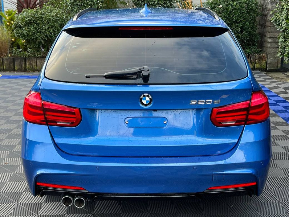 2018 BMW 3 Series 320d M-SPORT COMPETITION TOURING // LEATHER HEATED M-SPORT SEATS // REVERSE CAMERA // NEW 20" M3 COMP ALLOYS €26,900