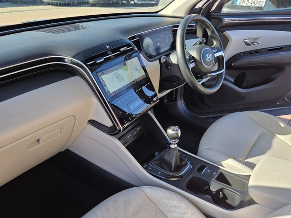 2022 Hyundai Tucson - image 11