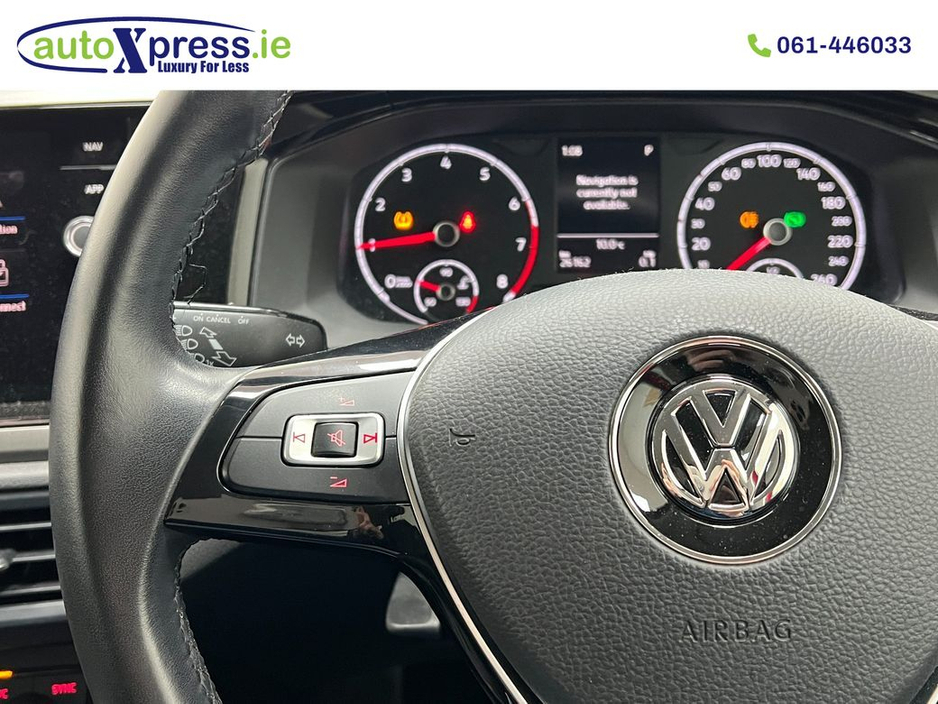 2018 Volkswagen Polo - image 25