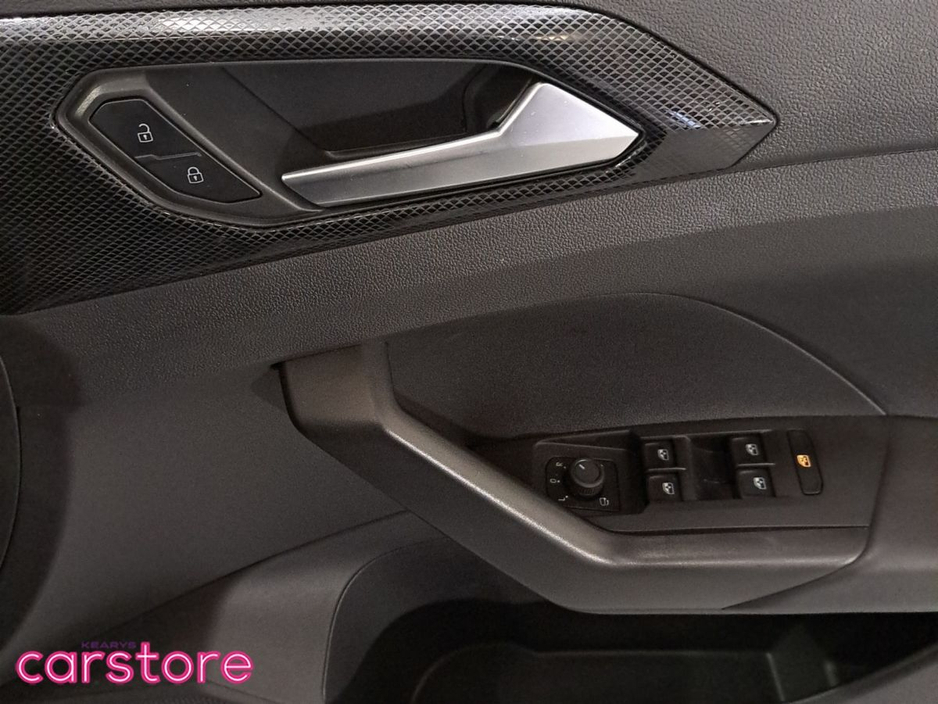 2024 Volkswagen T-Cross - image 17