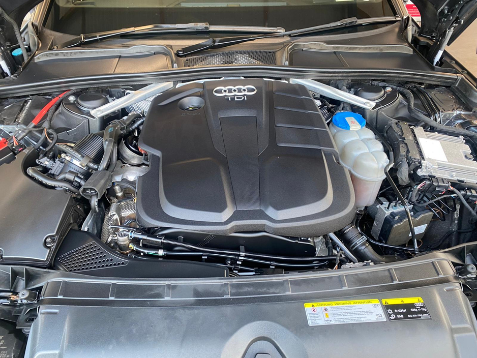 2017 Audi A4 - image 31