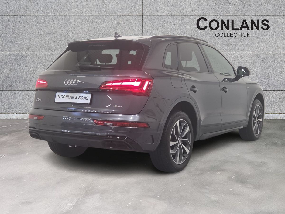 2023 Audi Q5 40 TDI 204HP S tronic quattro S Line €54,950