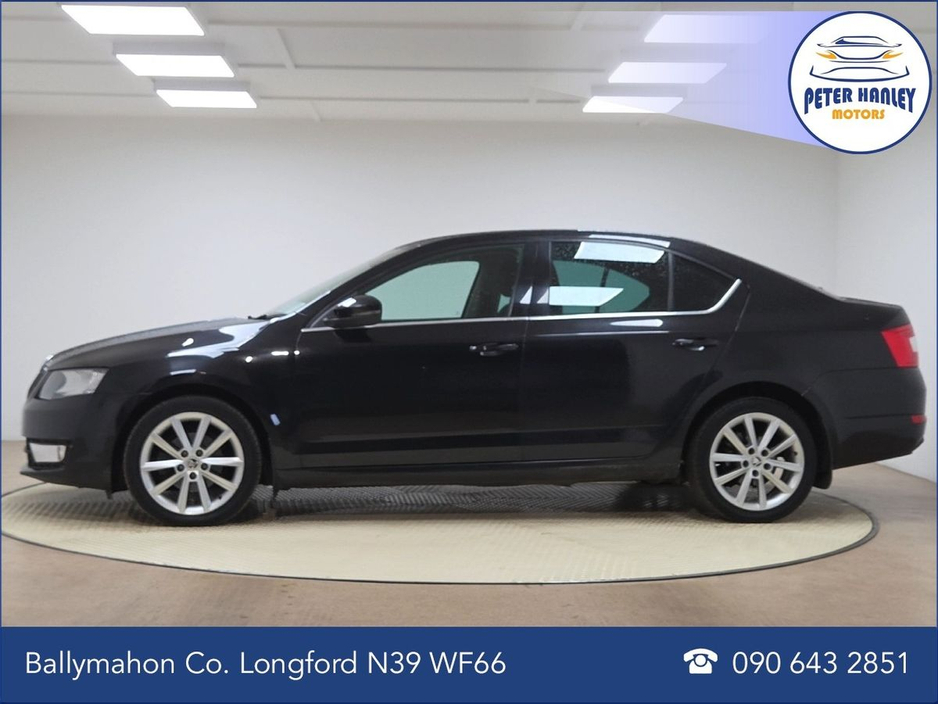 2016 Skoda Octavia - image 8