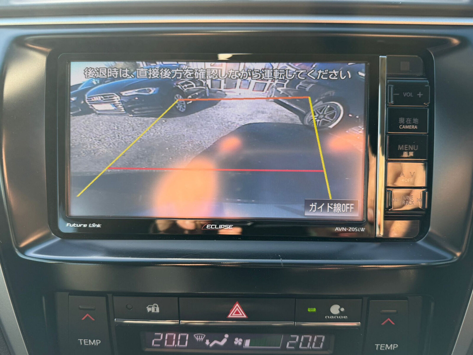 2016 Toyota Camry - image 11