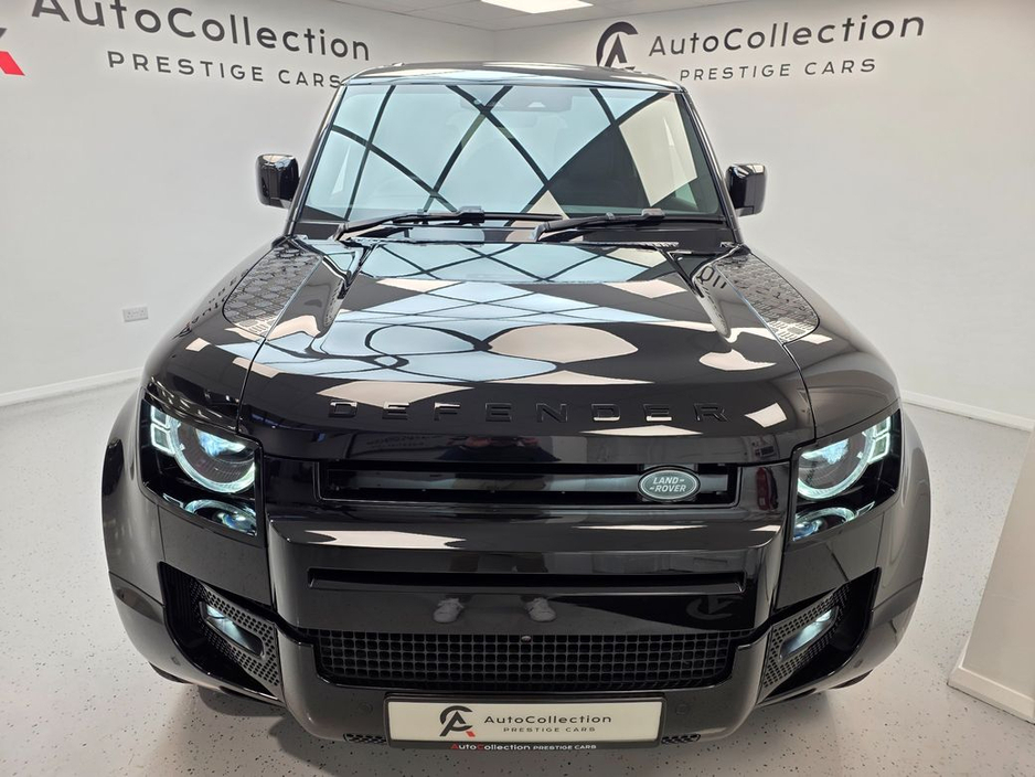 2025 Land Rover Defender *P300E HSE X-DYNAMIC*ONLY 3K MILES*AIR SUSPENSION* €106,950