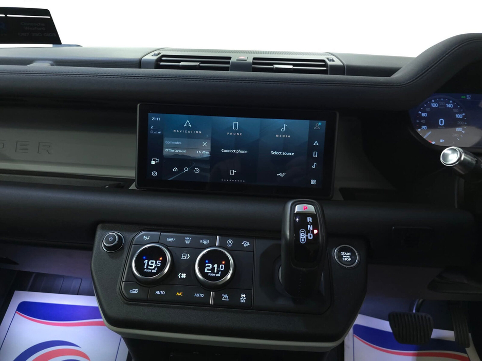 2021 Land Rover Defender  €54,950