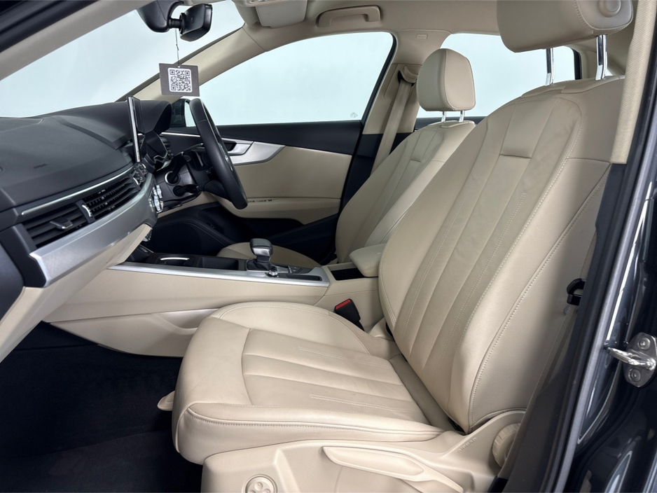 2021 Audi A4 LIMOUSINE 35 TDI 163BHP S-TRONIC**MULTIFUNCTIONAL STEERING WHEEL**CREAM LEATHER INTERIOR**FRONT HEATED SEATS**APPLE CARPLAY**REVERSE CAMERA**PARKING SENSORS**SEMI DIGITAL DASH**FINANCE AVAILABLE €29,995