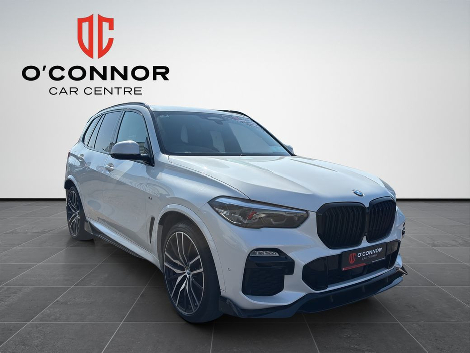 2021 BMW X5 - image 3
