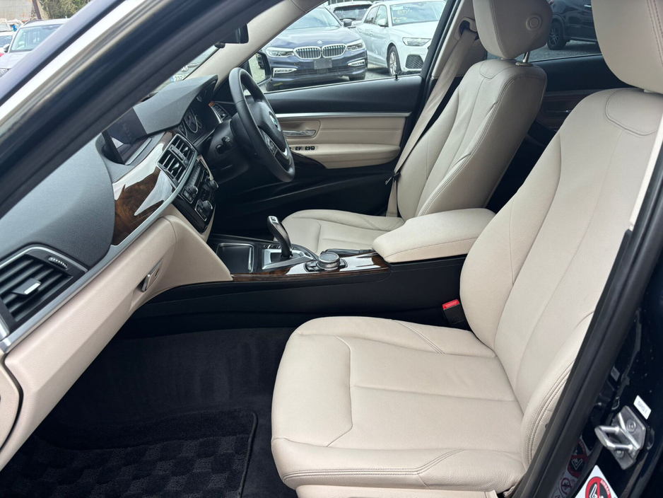 2016 BMW 3 Series - image 10