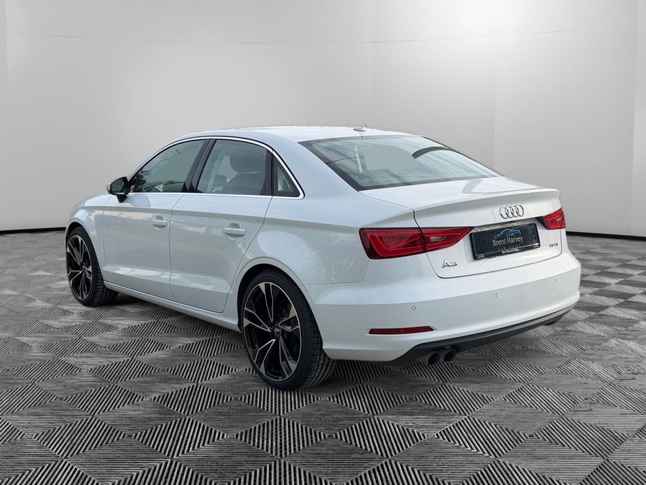 2015 Audi A3 Saloon - image 3