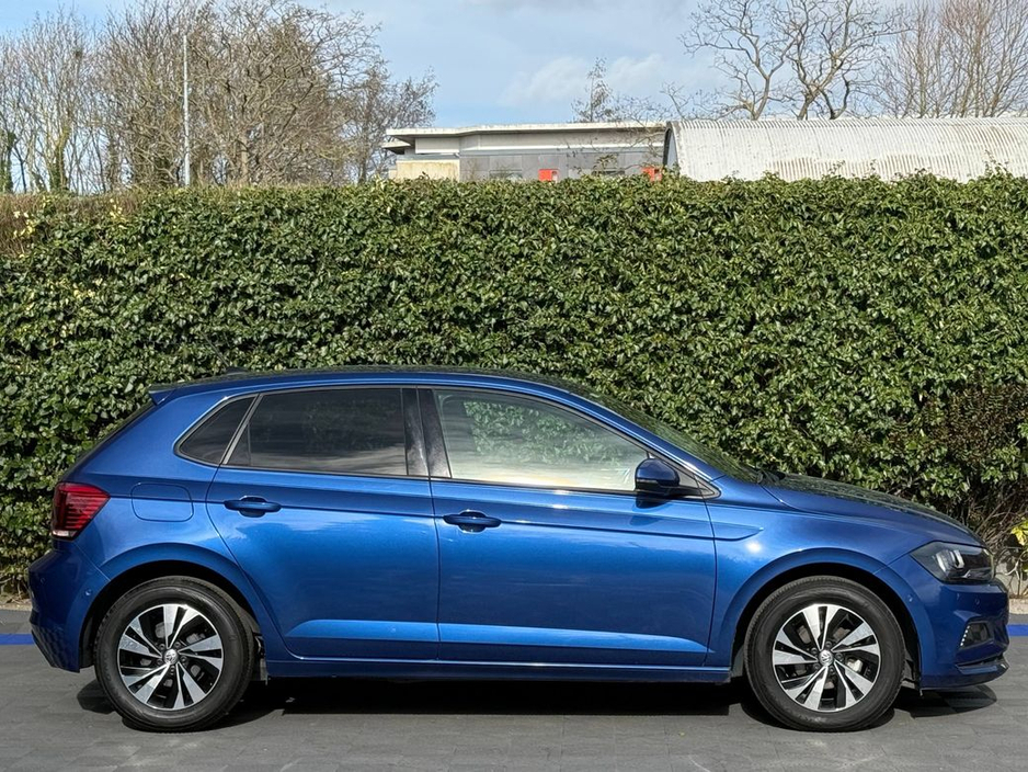 2018 Volkswagen Polo - image 2