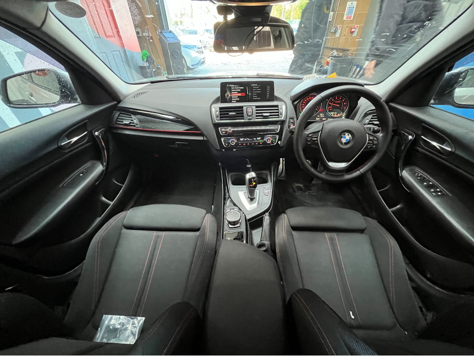 2016 BMW 1 Series - image 13