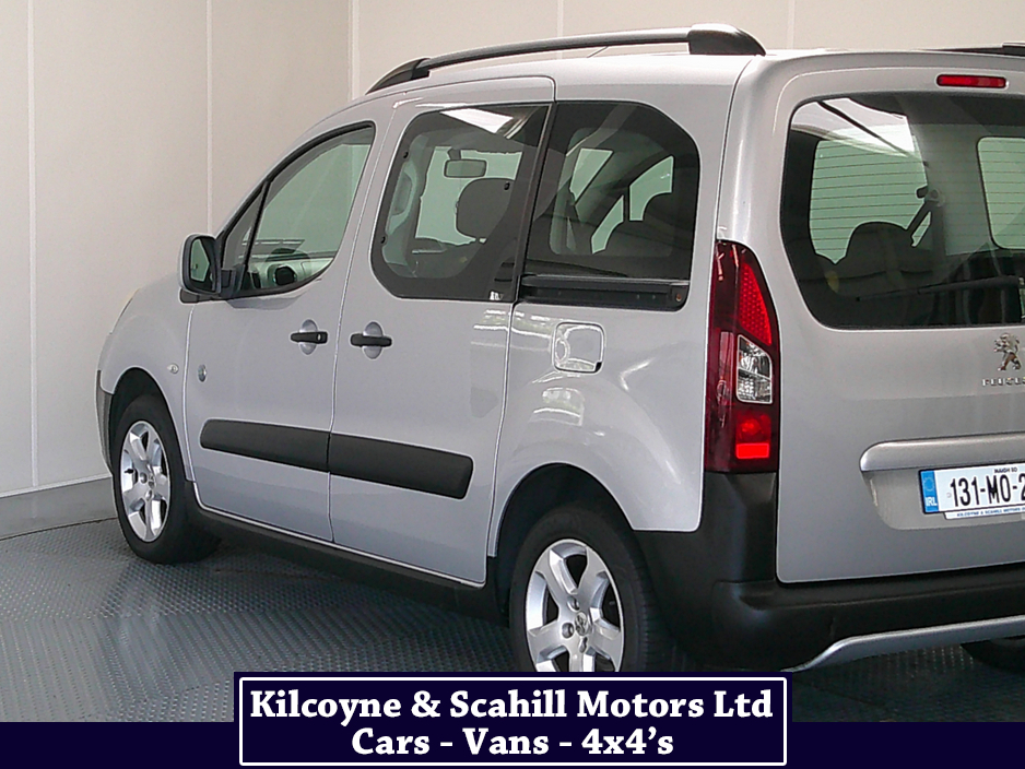 2013 Peugeot Partner - image 11