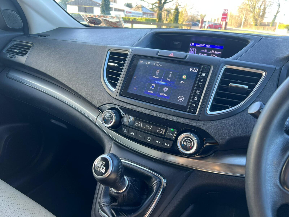 2018 Honda CR-V - image 13