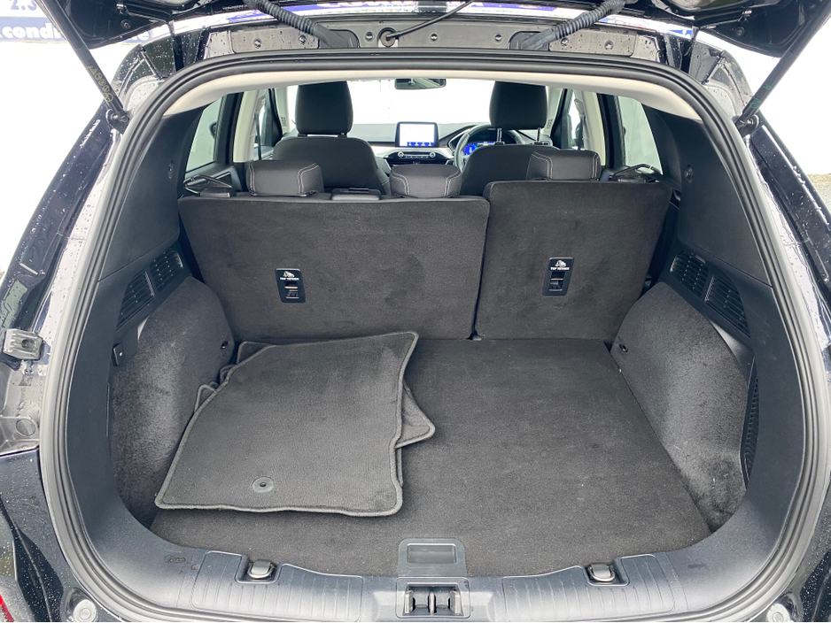 2022 Toyota Hilux 2.8  D-4D 4WD INVINCIBLE X DCB AUTO  ( 221 REG ) €38,800