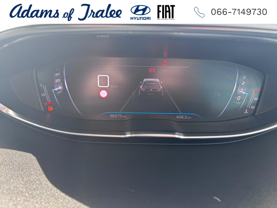 2022 Peugeot 5008 - image 12