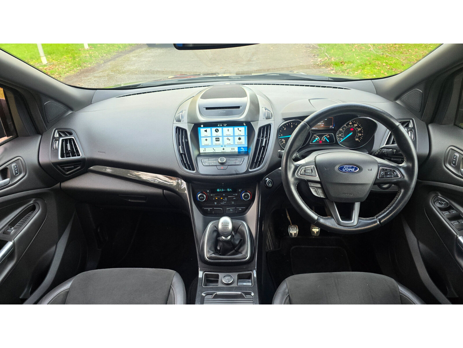 2017 Ford Kuga - image 16