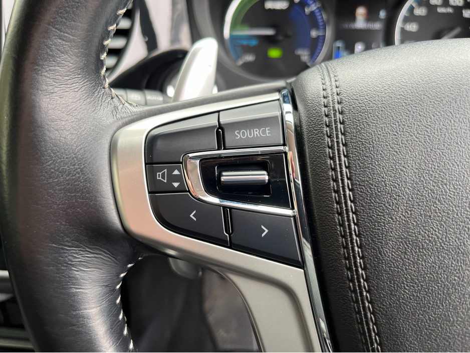 2018 Mitsubishi Outlander - image 22