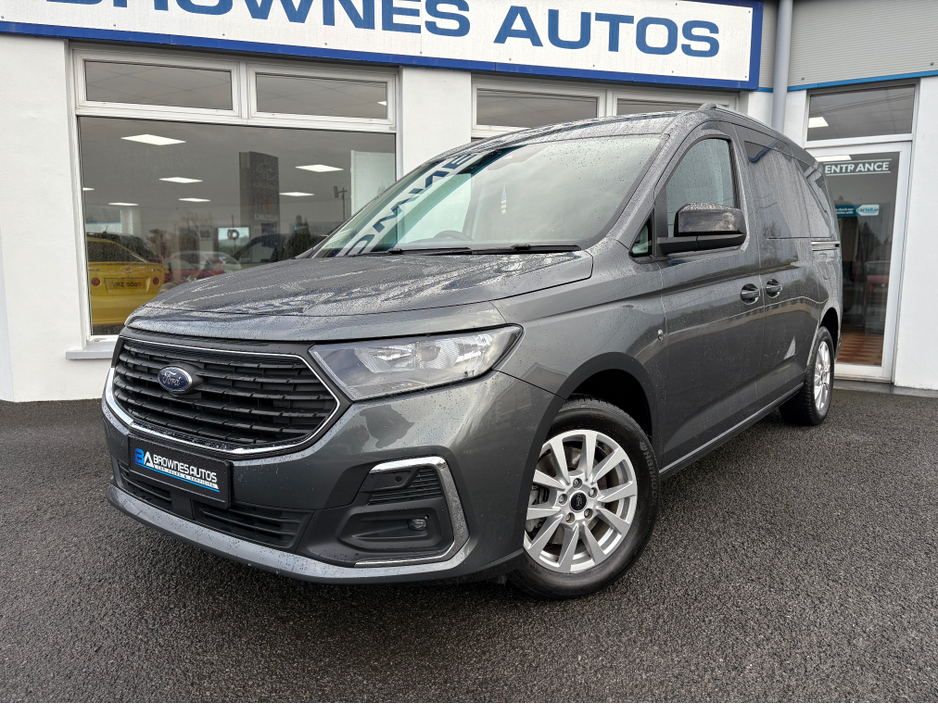 2023 Ford Tourneo Connect TITANIUM ECOBLUE €36,999