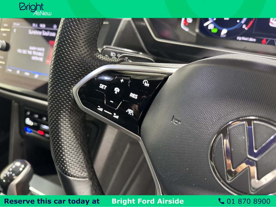 2023 Volkswagen Tiguan - image 18