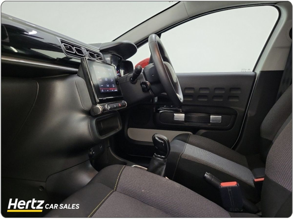 2023 Citroen C3 - image 4