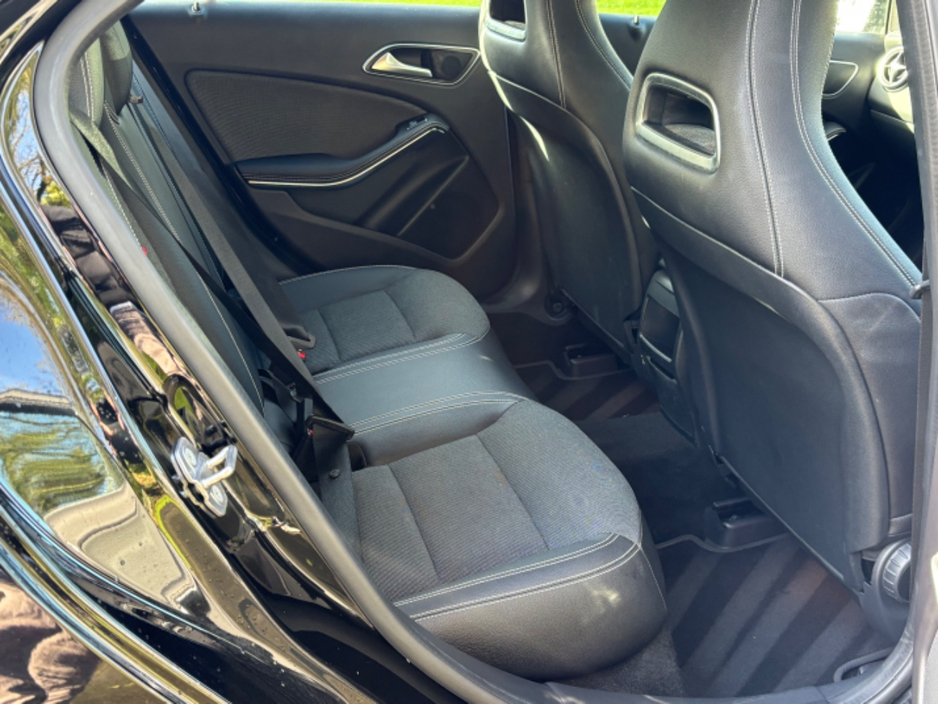 2018 Mercedes-Benz A Class - image 8