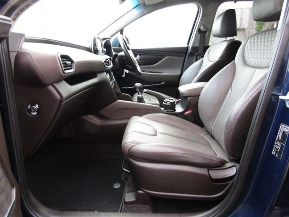 2019 Hyundai Santa Fe 2WD Executive Plus 5DR €23,950