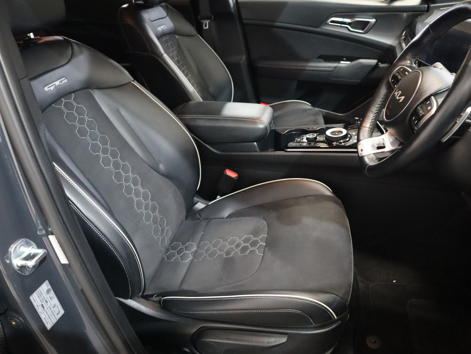 2023 Kia Sportage - image 25