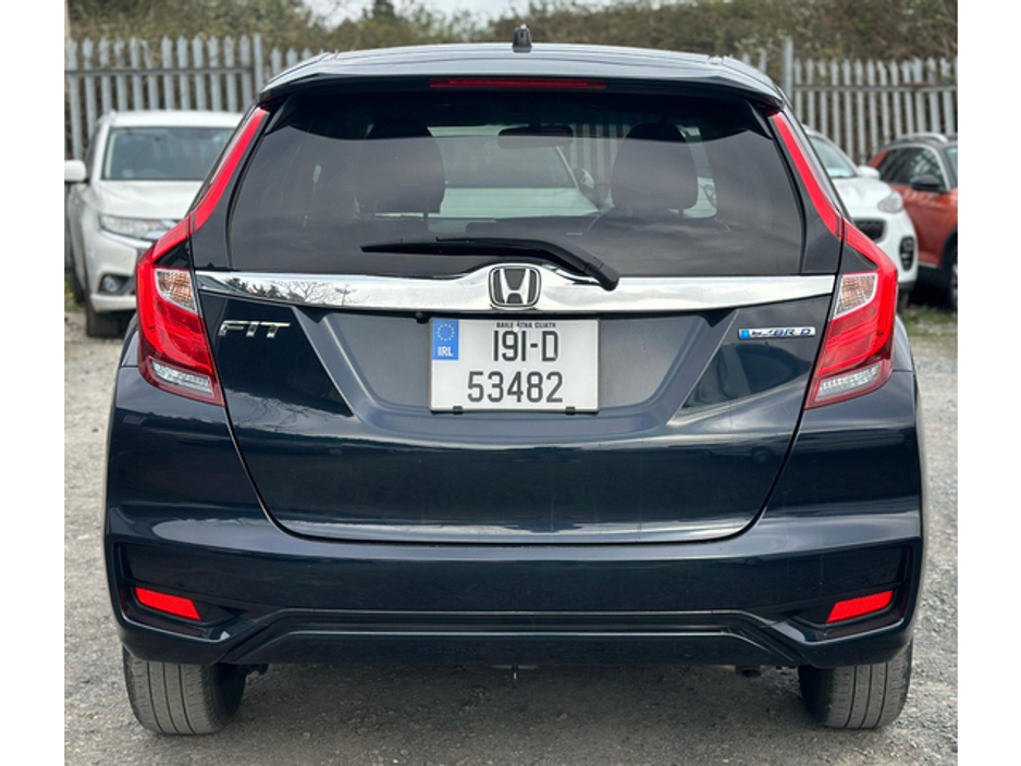 2019 Honda Fit - image 5