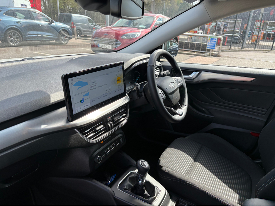 2023 Ford Focus - image 10