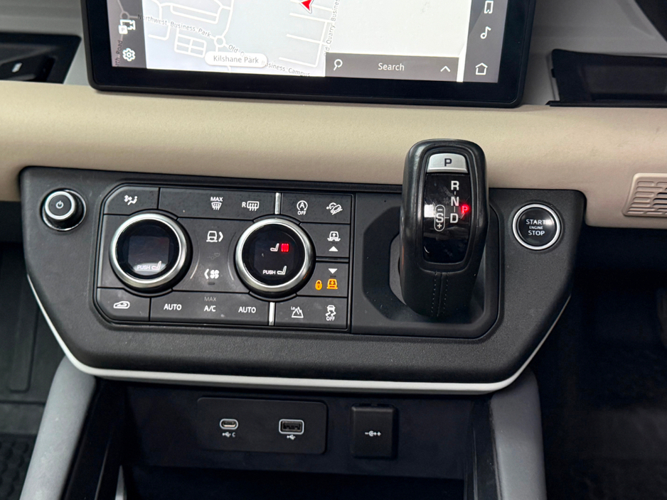 2020 Land Rover Defender - image 22