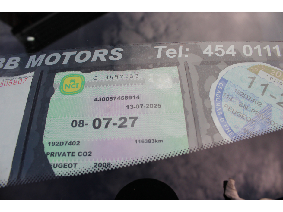 2019 Peugeot 2008 - image 11