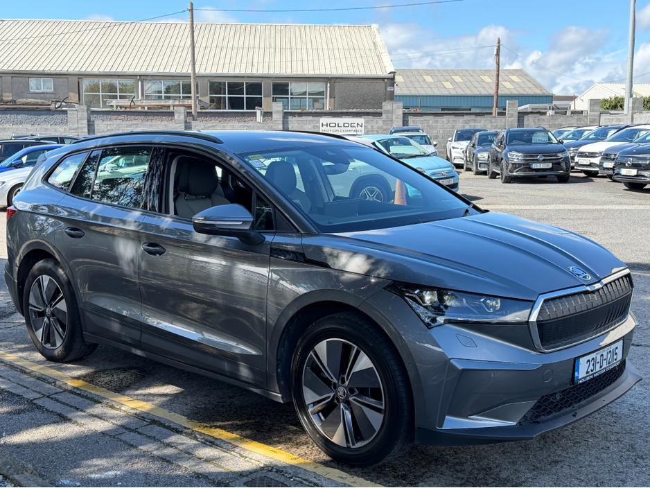 2023 Skoda Enyaq - image 7