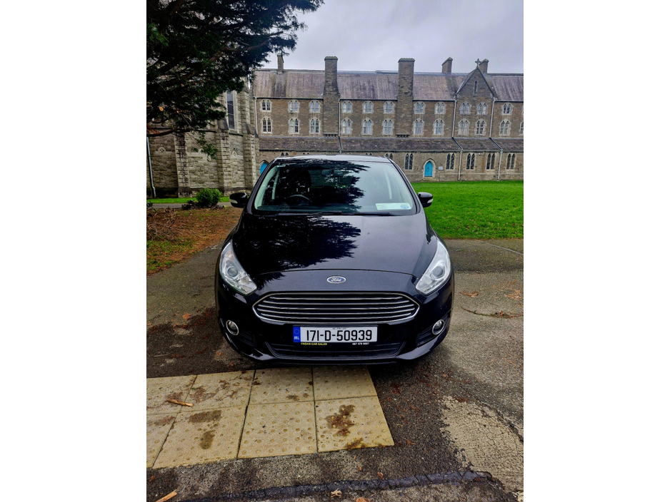 2017 Ford S-Max - image 9