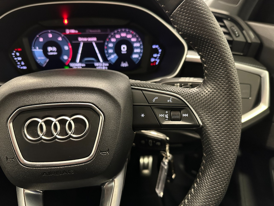 2019 Audi Q3 - image 28