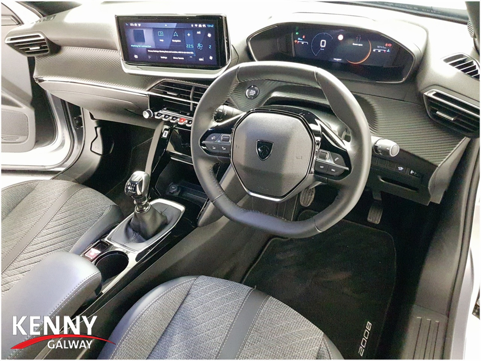 2024 Peugeot 2008 - image 19