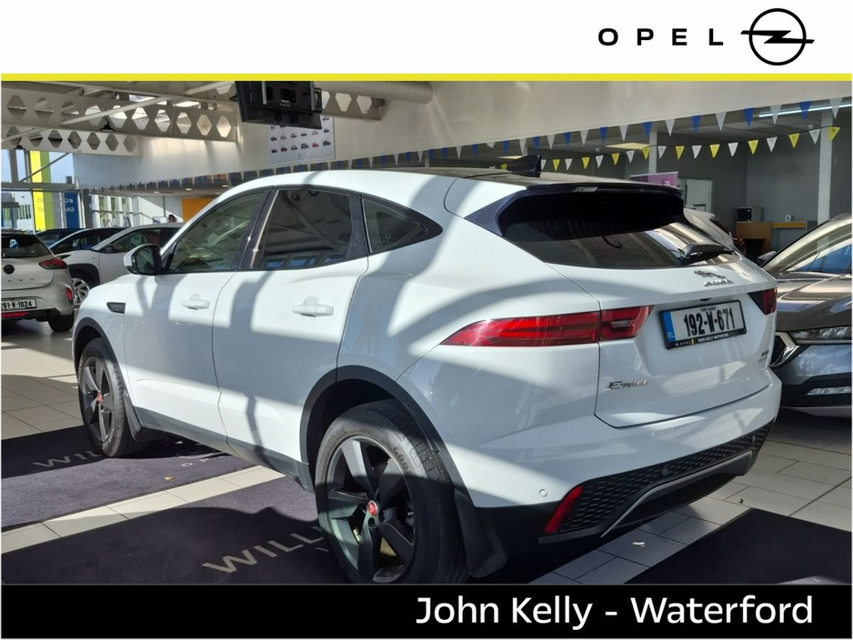2019 Jaguar E-Pace 2.0D - 150 PS FWD €19,895