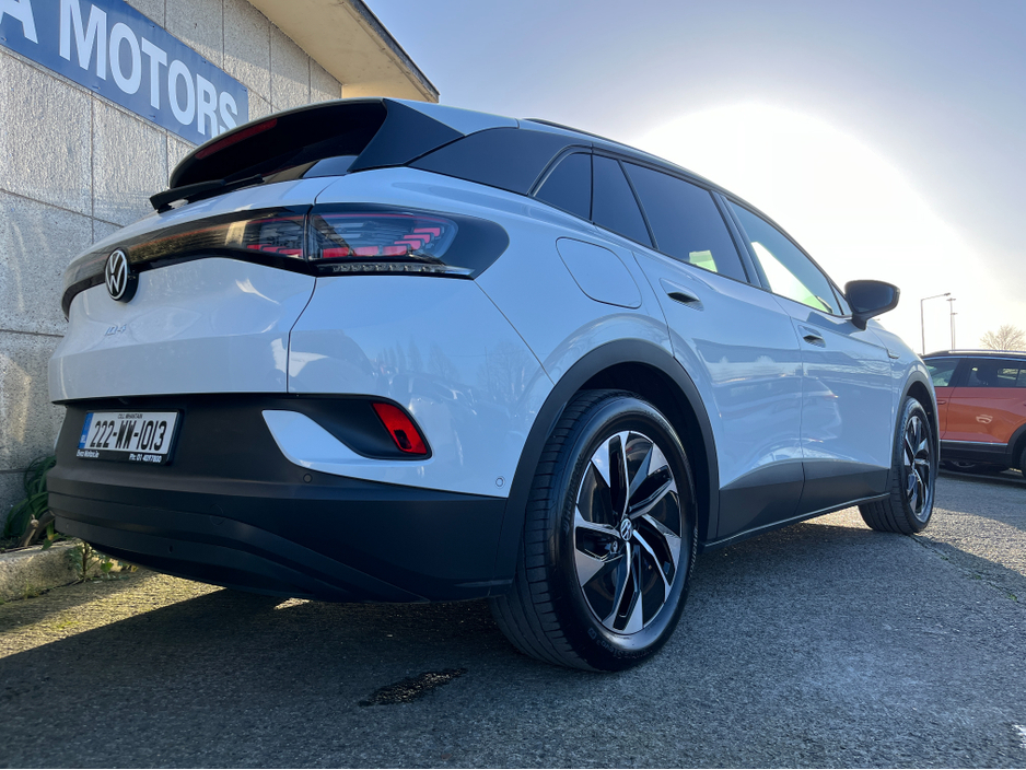 2022 Volkswagen ID.4 - image 4