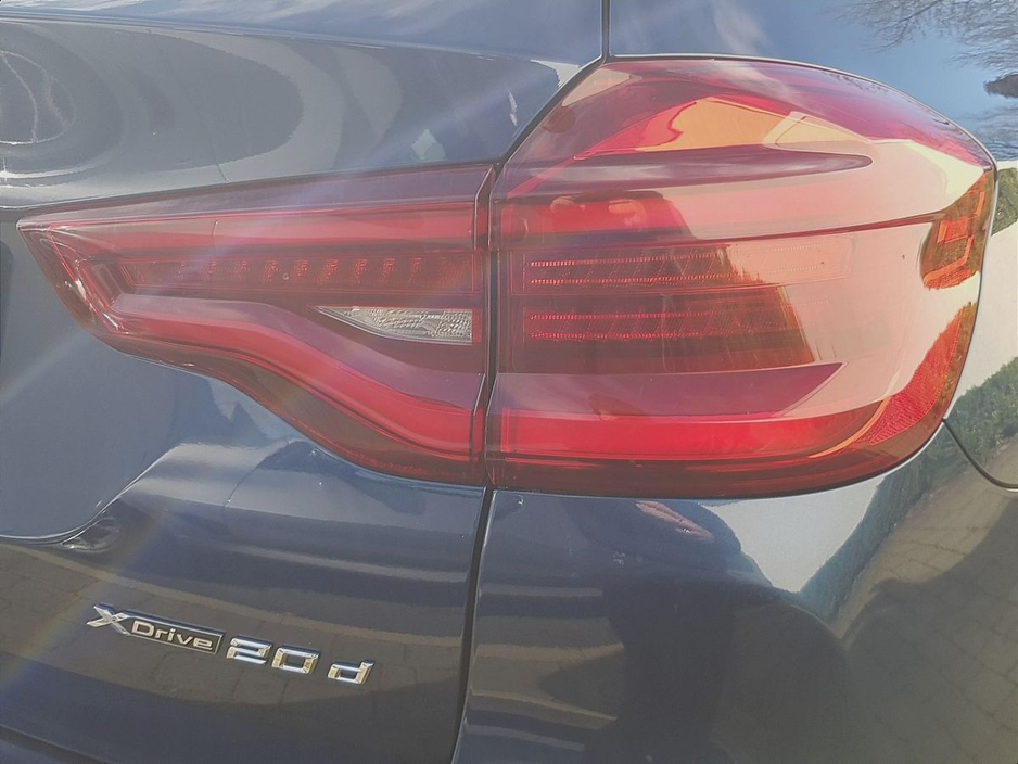 2019 BMW X3 - image 18