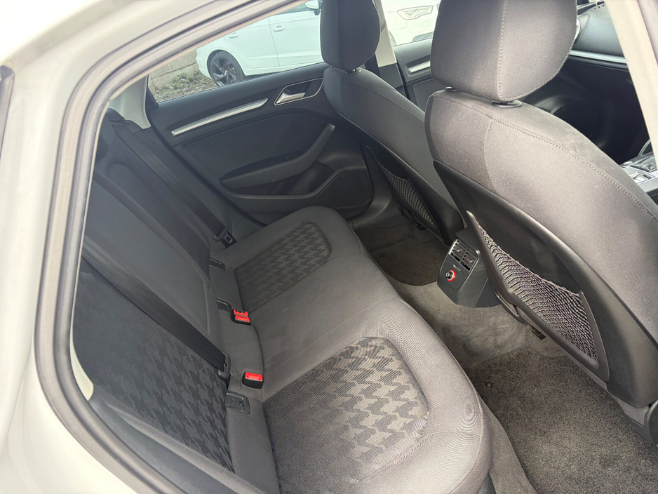 2015 Audi A3 - image 7