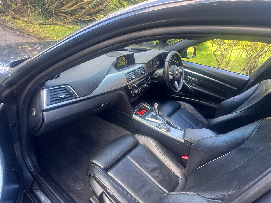 2018 BMW 3 Series - image 7